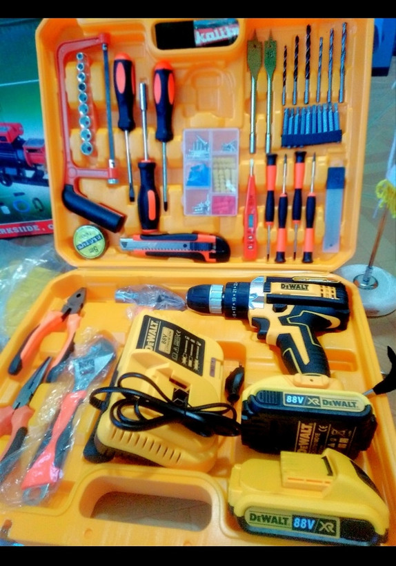 دریل شارژی دیوالت 3 حالته مدل 88 ولت DEWALT مدل المانی