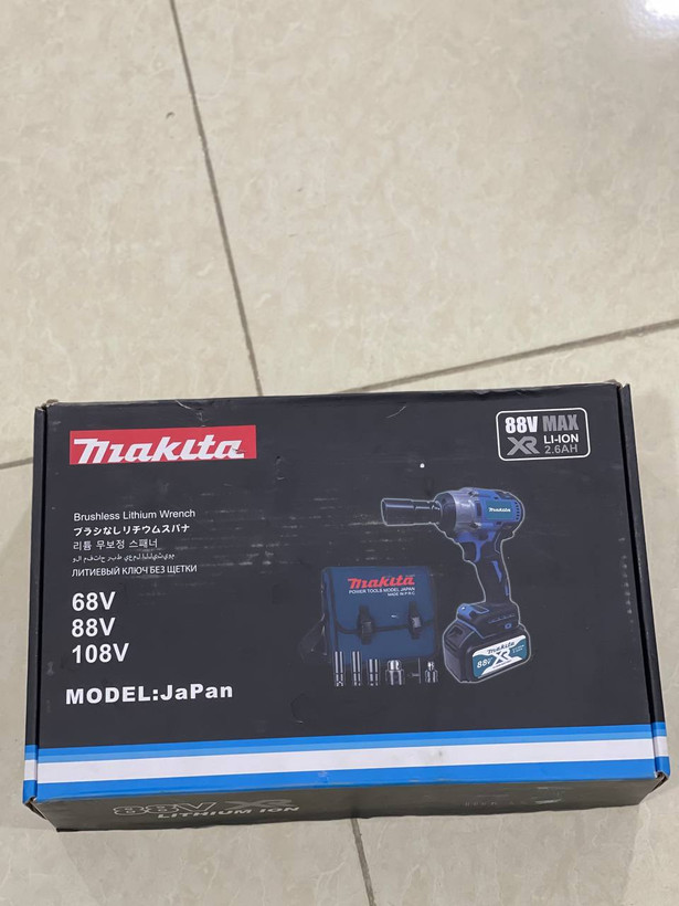 بکس شارژی و پیچ گوشتی شارژی ماکیتا 88 ولت مدلxR 2_6AH model japan