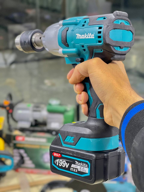 بکس شارژی ماکیتا مدل6. Ahموتور براشلس 199v دو حالته